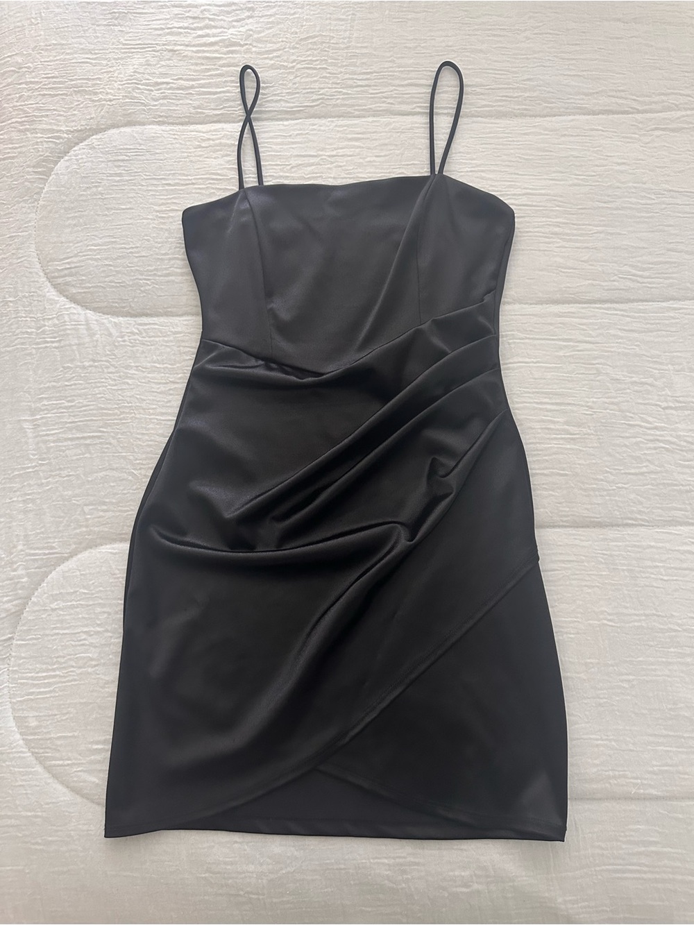 Windsor Black Satin Mini Dress Size “M” EUC - Picture 4 of 6